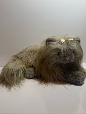VTG 18” 1991 Plush Creations Realistic Stuffed Brown Persian Cat Blue Eyes